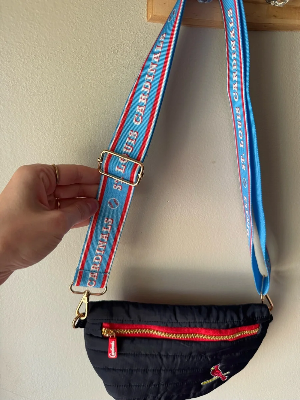 MLB St. Louis Cardinals Quilted Puffer Crossbody Belt Bag